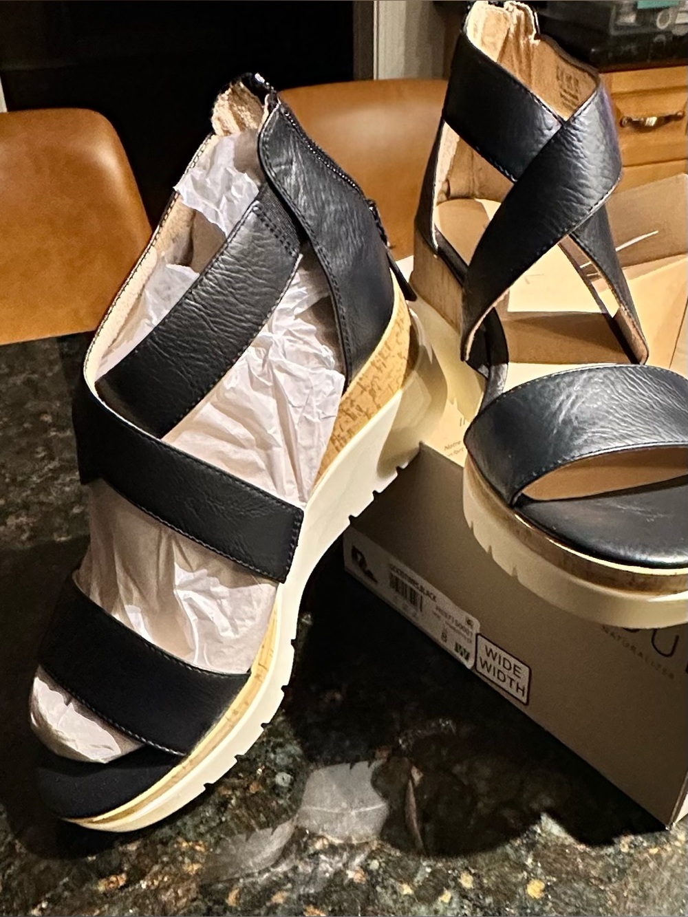 SOUL Naturalizer Good Times Black Strappy Wedge Sandals NIB, Sz. 8 Wide - Picture 9 of 12